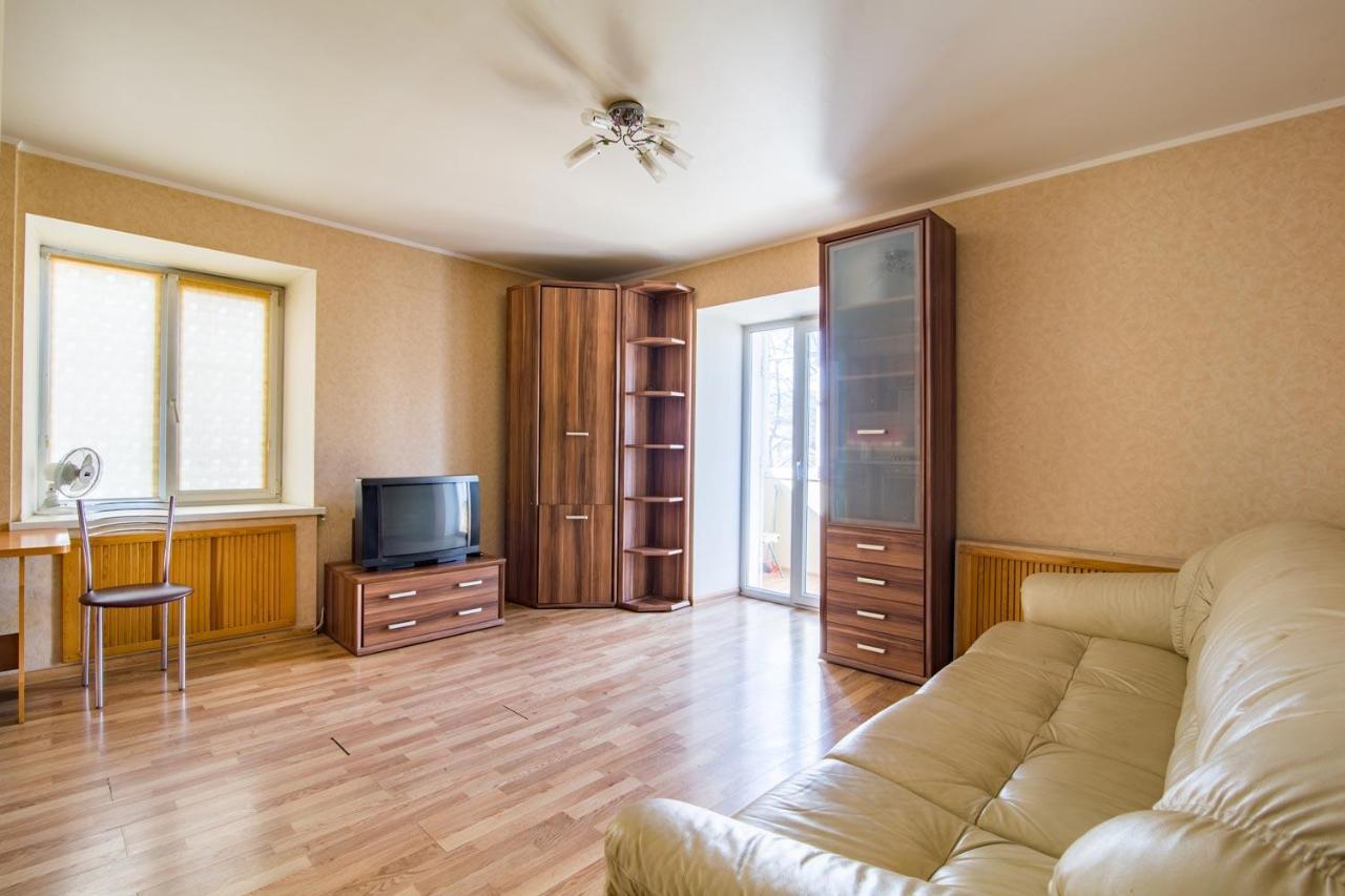 Area 1-bedroom Apartment, *